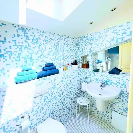 Appartement Coeur De - 200 M Du Port Et - Parking Prive Cassis