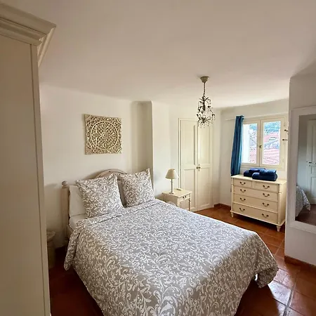 Coeur De - 200 M Du Port Et - Parking Prive Appartement *